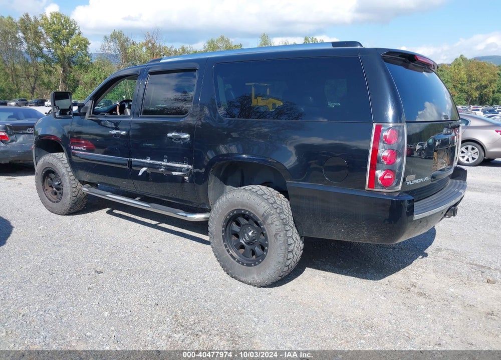 2007 GMC YUKON XL 1500 DENALI VIN: 1GKFK66867J332487
