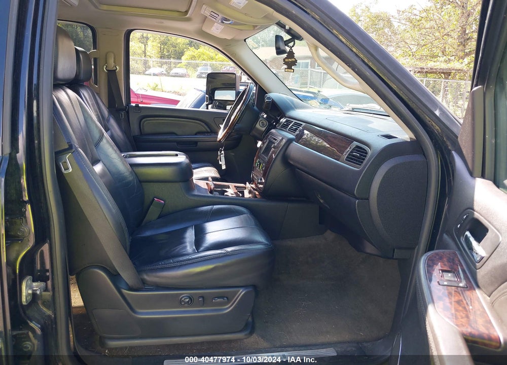 2007 GMC YUKON XL 1500 DENALI VIN: 1GKFK66867J332487