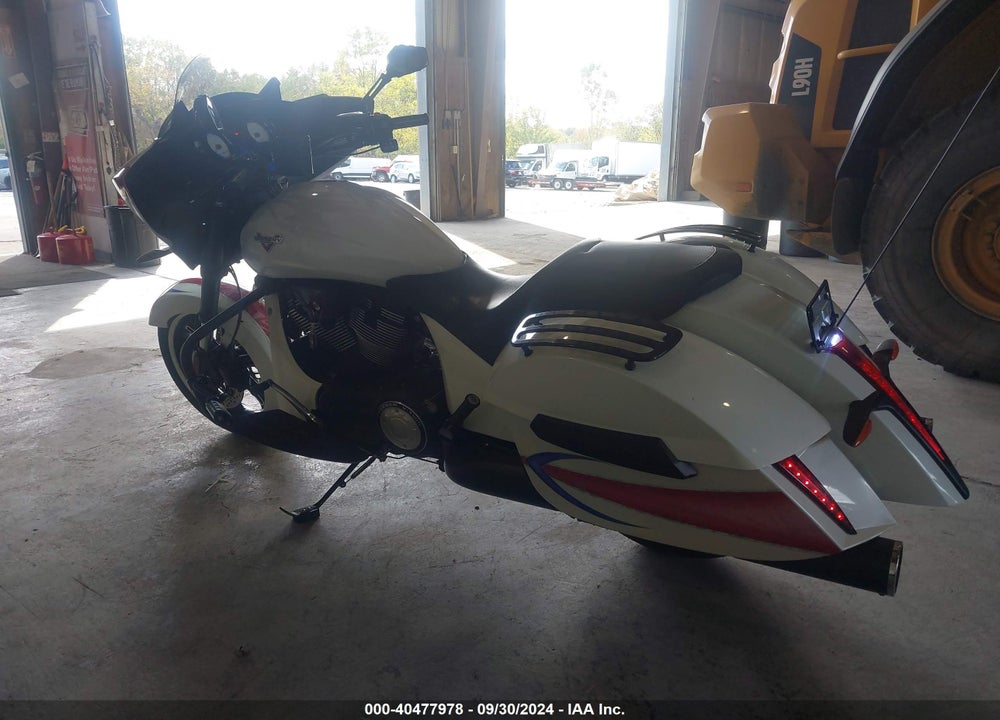 2014 VICTORY MOTORCYCLES CROSS COUNTRY VIN: 5VPDW36N4E3033207
