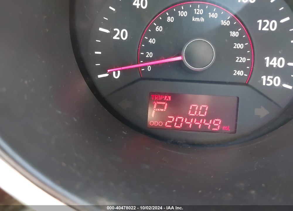 2011 KIA SORENTO LX VIN: 5XYKT4A16BG033273