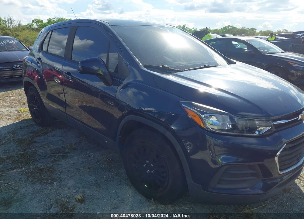2018 CHEVROLET TRAX LS VIN: 3GNCJKSB5JL167602