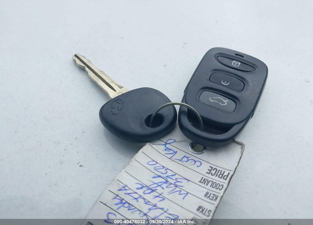 2013 HYUNDAI ELANTRA GLS VIN: 5NPDH4AE6DH432953