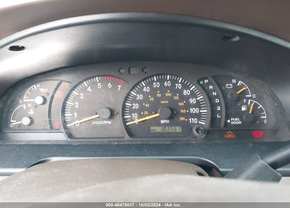 2002 TOYOTA TUNDRA LTD V8 VIN: 5TBBT48102S287675