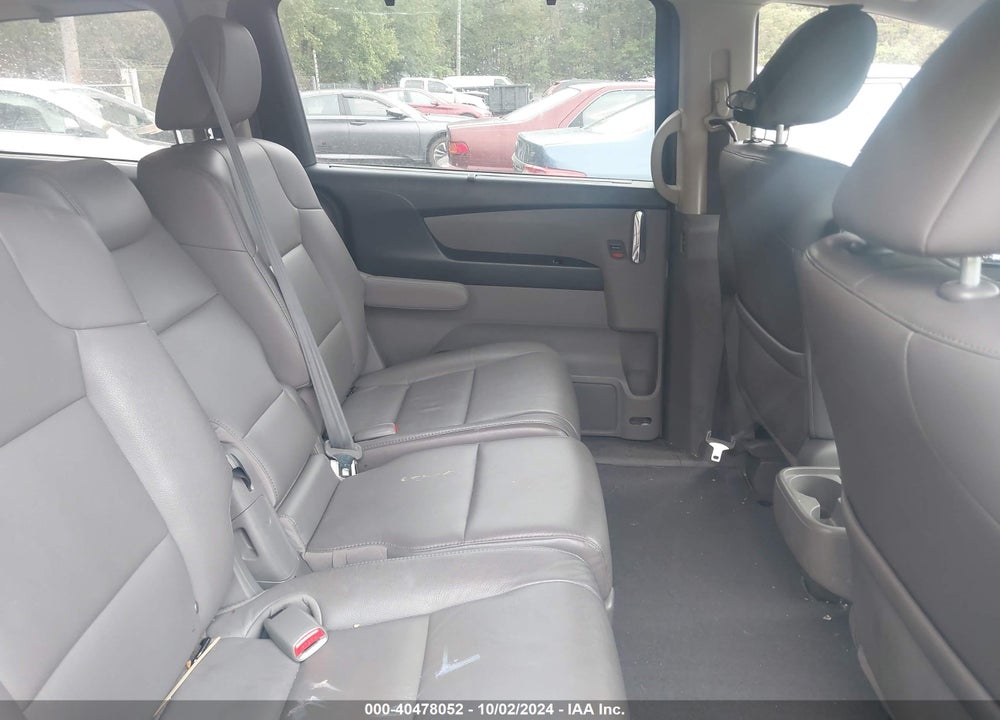 2015 HONDA ODYSSEY EX-L VIN: 5FNRL5H65FB077042