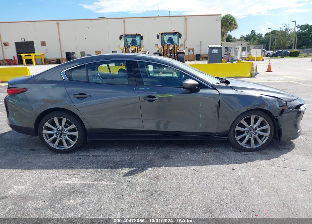 2022 MAZDA 3 PREMIUM VIN: 3MZBPADL8NM300935