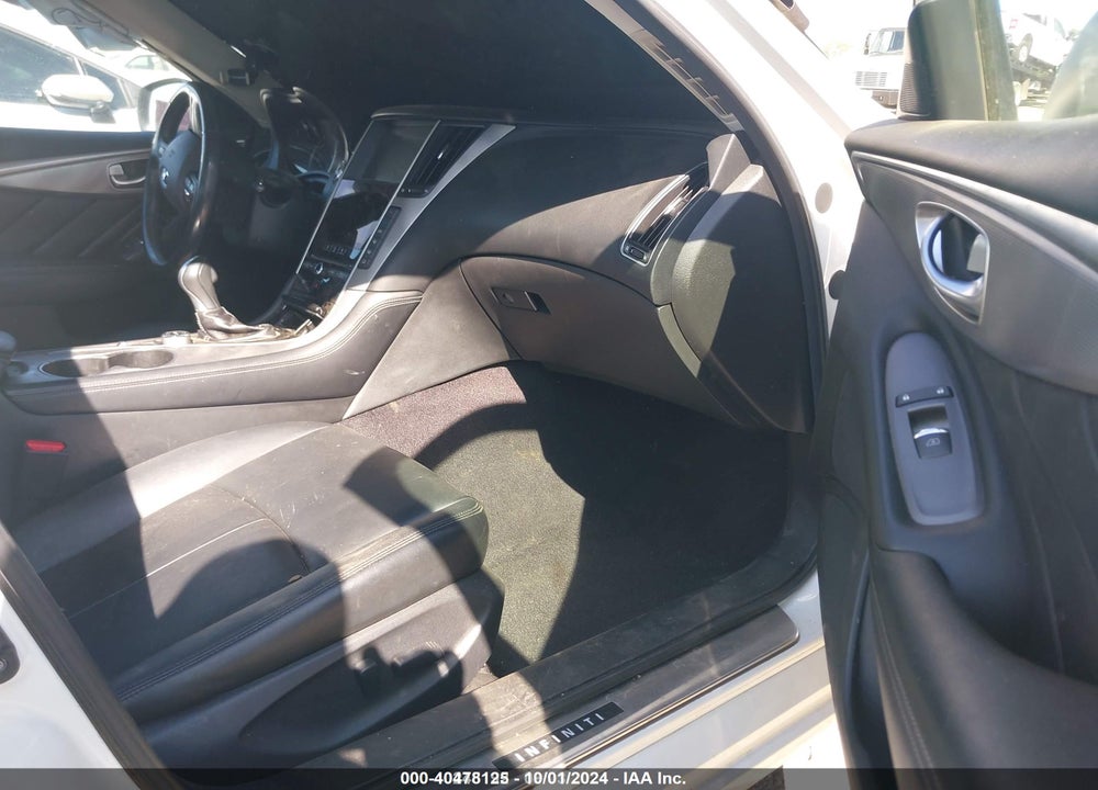 2015 INFINITI Q50 VIN: JN1BV7AP2FM335683
