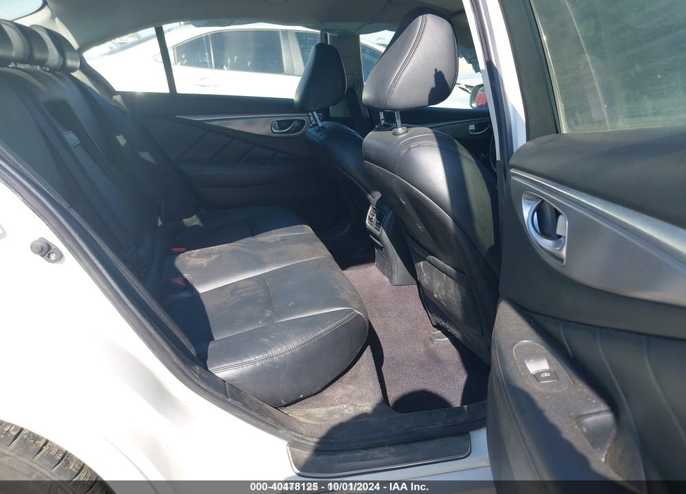 2015 INFINITI Q50 VIN: JN1BV7AP2FM335683