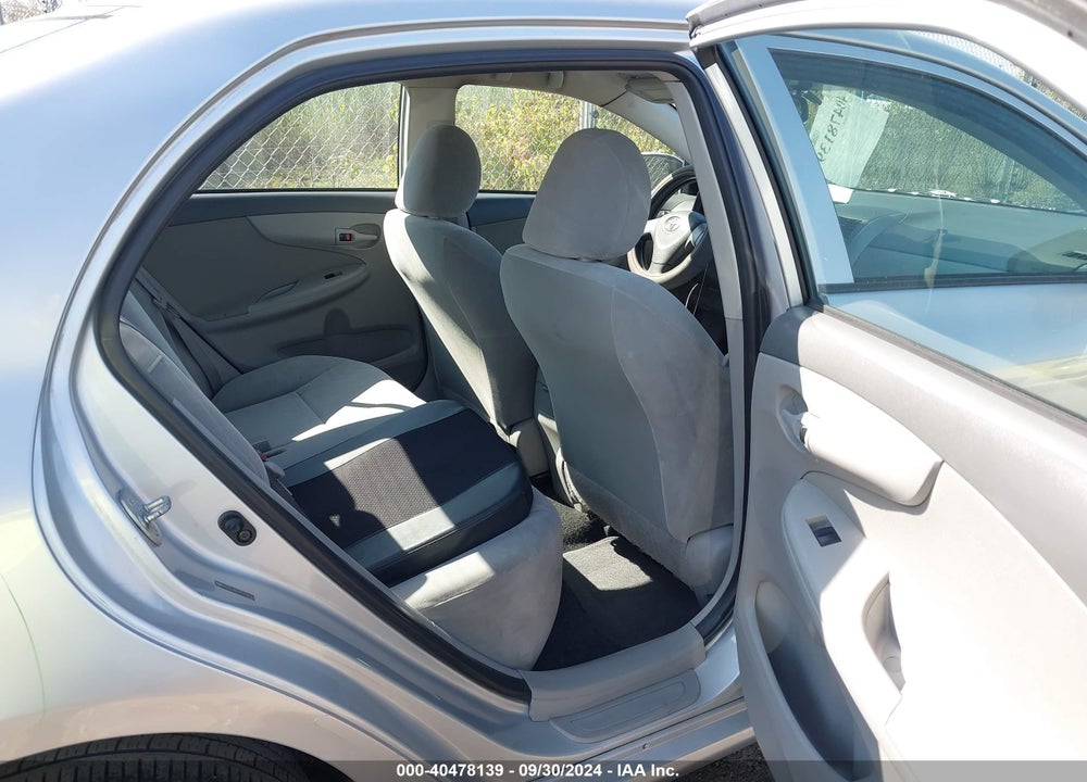 2009 TOYOTA COROLLA LE VIN: JTDBL40E49J004143