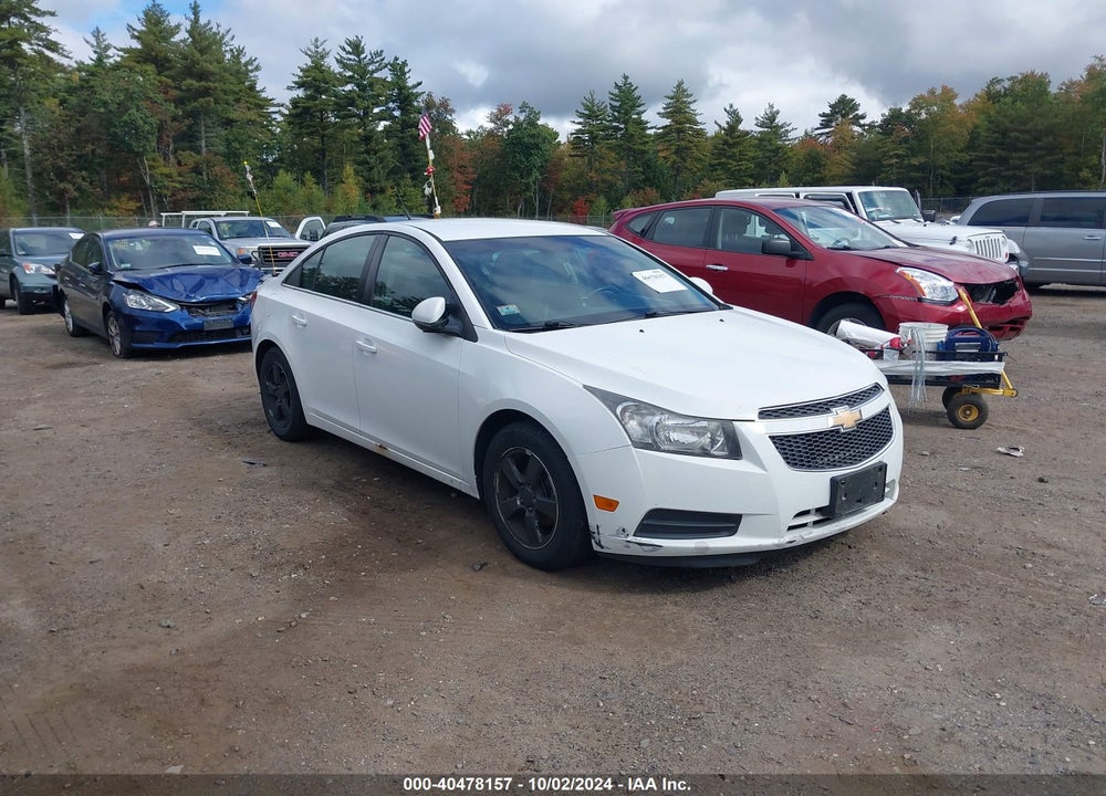 2014 CHEVROLET CRUZE 1LT AUTO VIN: 1G1PC5SB2E7163533