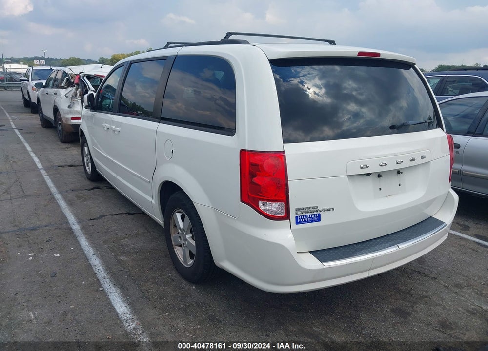 2011 DODGE GRAND CARAVAN MAINSTREET VIN: 2D4RN3DG7BR683408