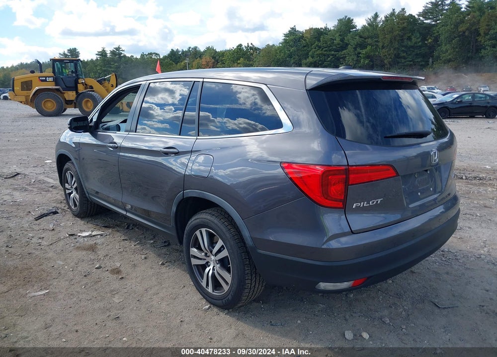 2018 HONDA PILOT EX-L VIN: 5FNYF6H50JB028131