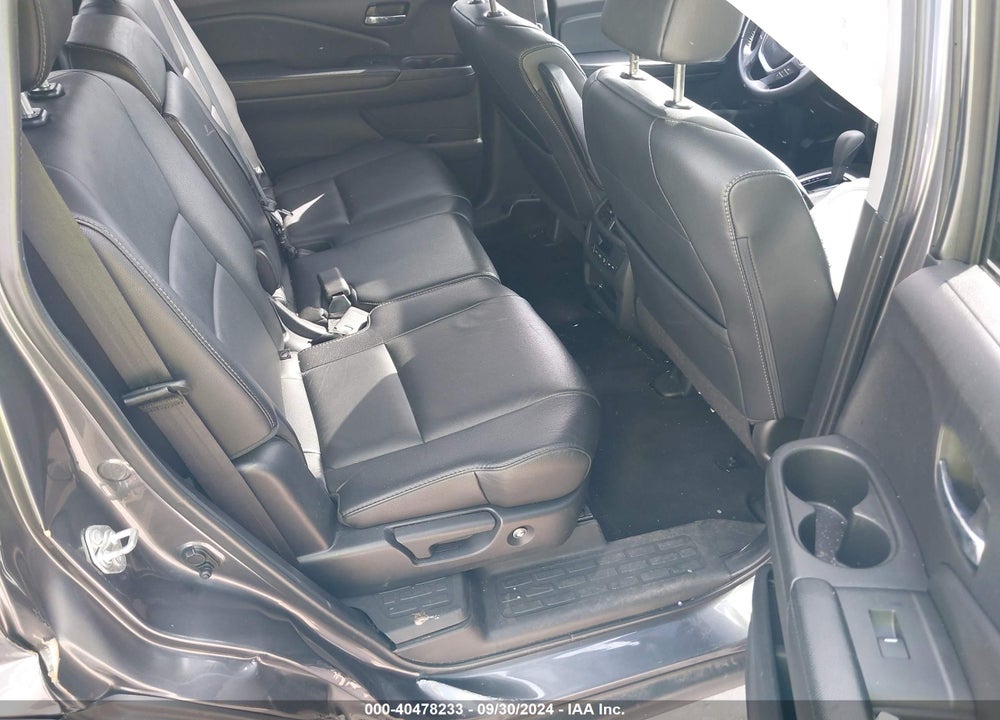 2018 HONDA PILOT EX-L VIN: 5FNYF6H50JB028131