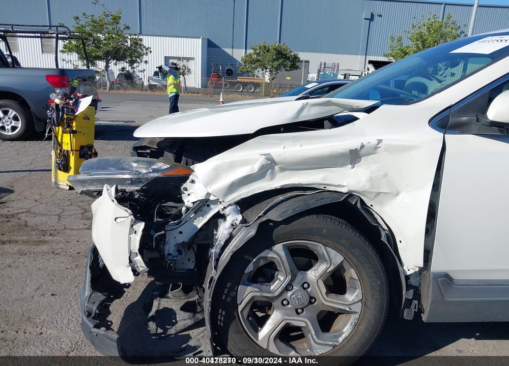 2018 HONDA CR-V EX VIN: 5J6RW1H51JL005553