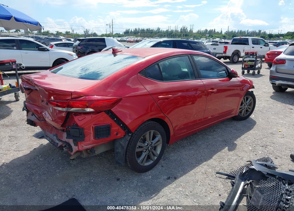 2018 HYUNDAI ELANTRA SEL VIN: 5NPD84LF3JH250516