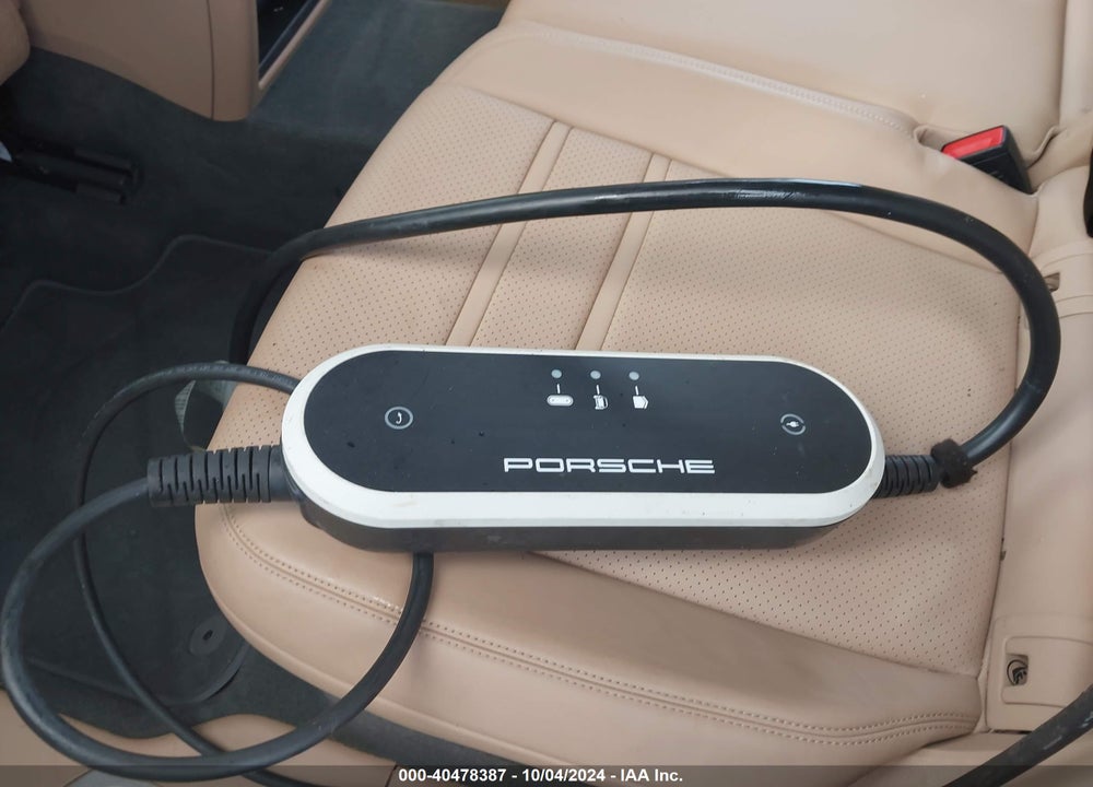 2019 PORSCHE CAYENNE E-HYBRID VIN: WP1AE2AY9KDA50105