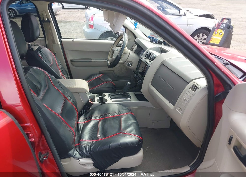 2008 FORD ESCAPE XLT VIN: 1FMCU93Z38KE01120