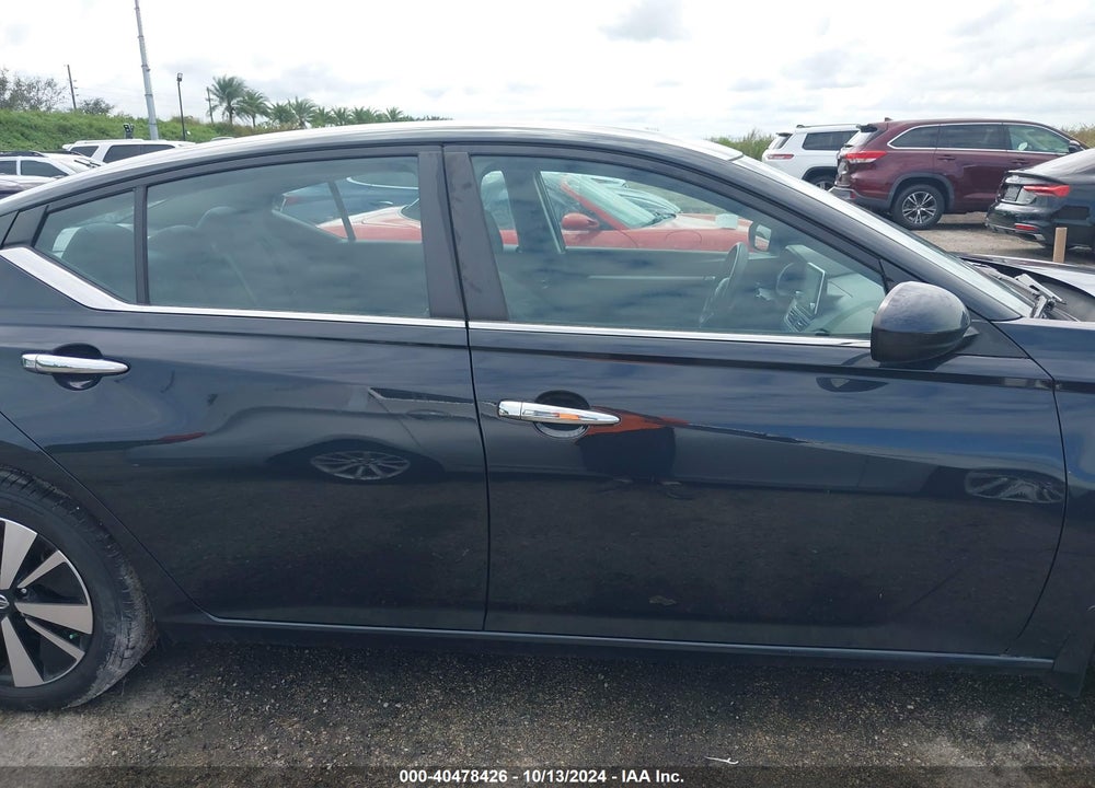 2022 NISSAN ALTIMA SV FWD VIN: 1N4BL4DV7NN377163