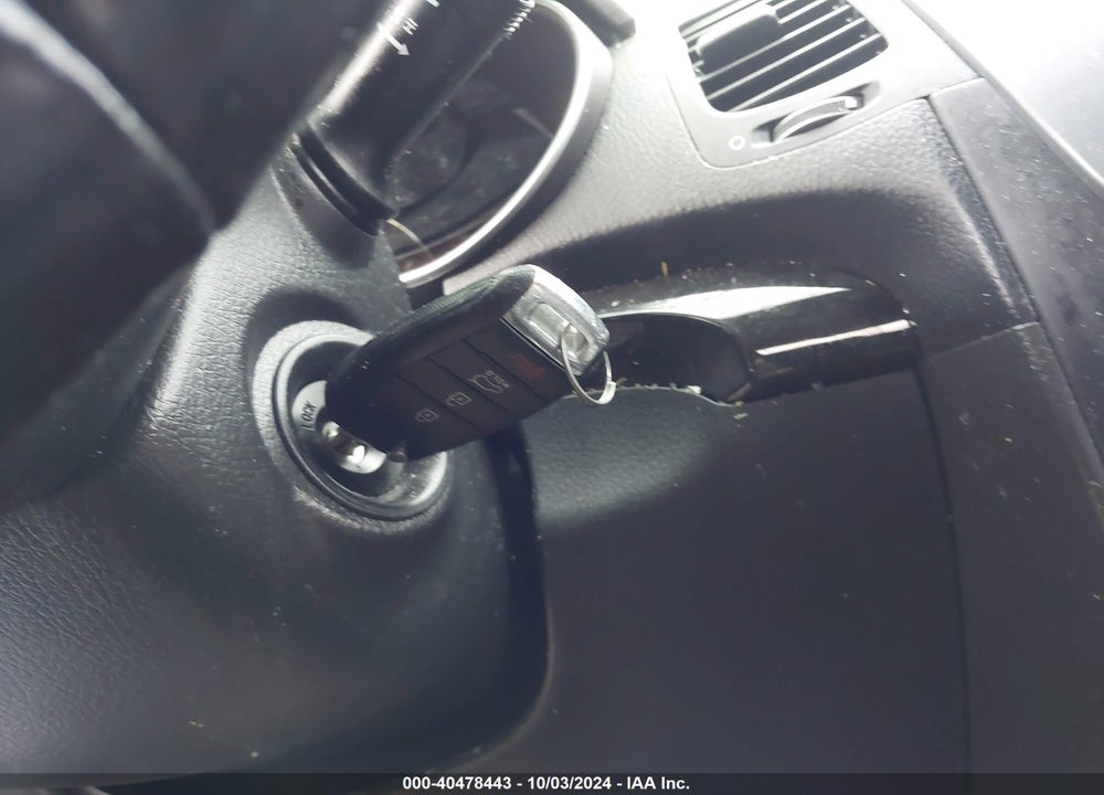 2015 KIA SORENTO LX VIN: 5XYKTDA6XFG614745
