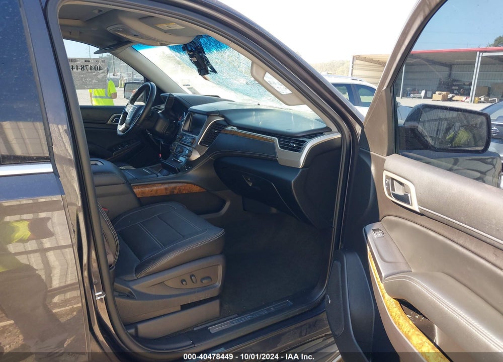 2016 GMC YUKON XL DENALI VIN: 1GKS1HKJ7GR320341