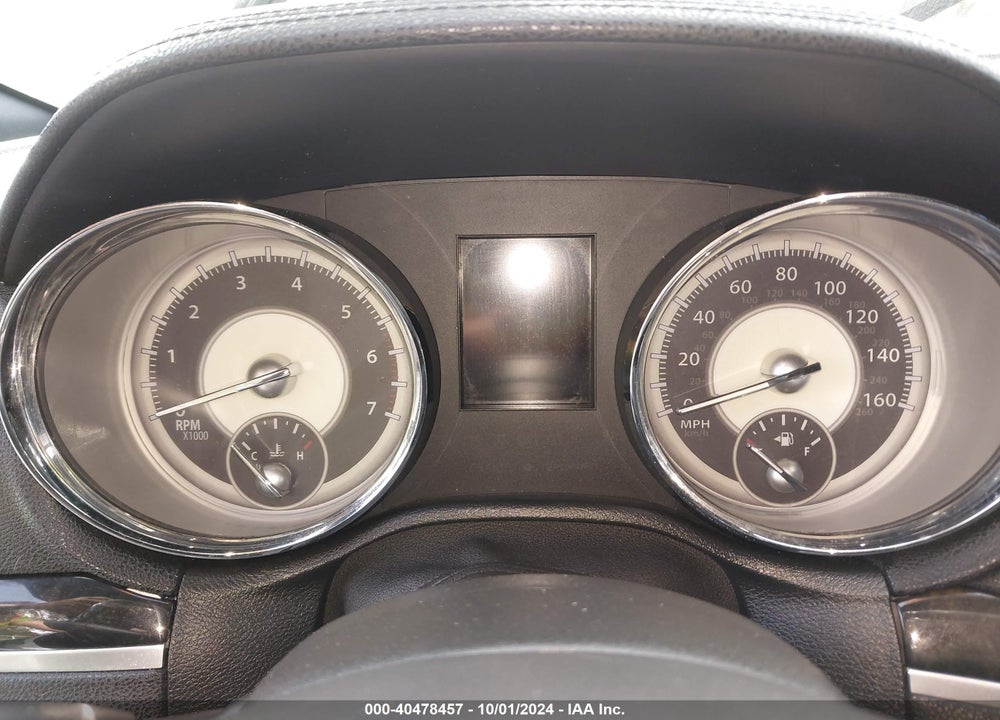 2014 CHRYSLER 300C VIN: 2C3CCAKT3EH293028