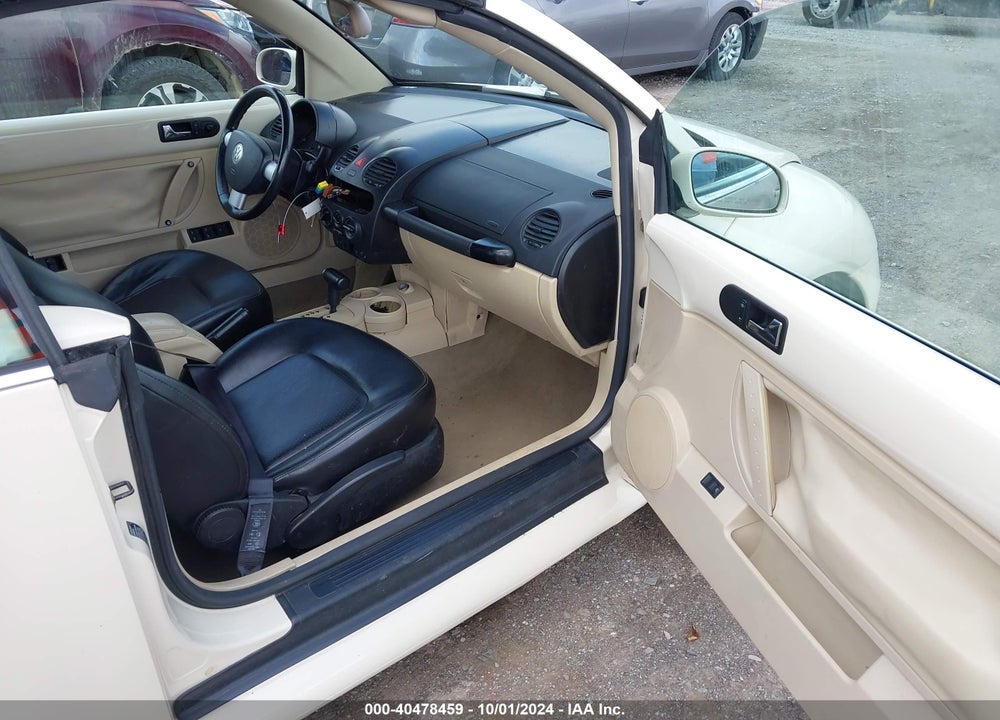 2004 VOLKSWAGEN NEW BEETLE GLS VIN: 3VWCM31Y04M343902