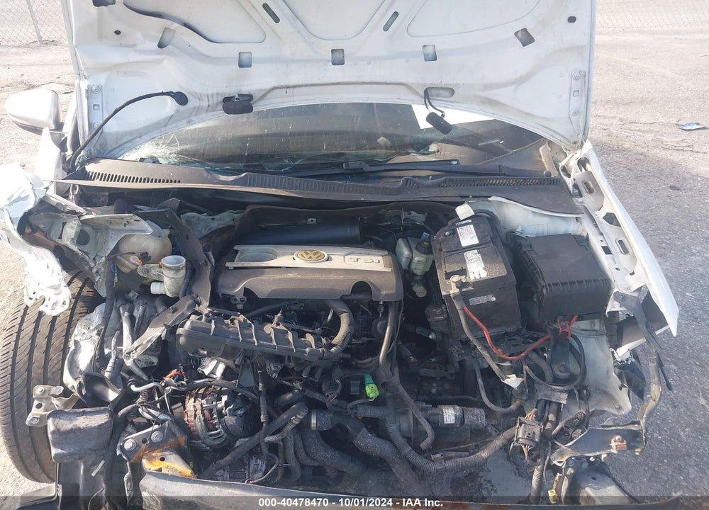2011 VOLKSWAGEN GTI 2-DOOR VIN: WVWEV7AJ7BW055889