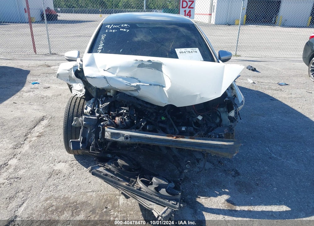 2011 VOLKSWAGEN GTI 2-DOOR VIN: WVWEV7AJ7BW055889