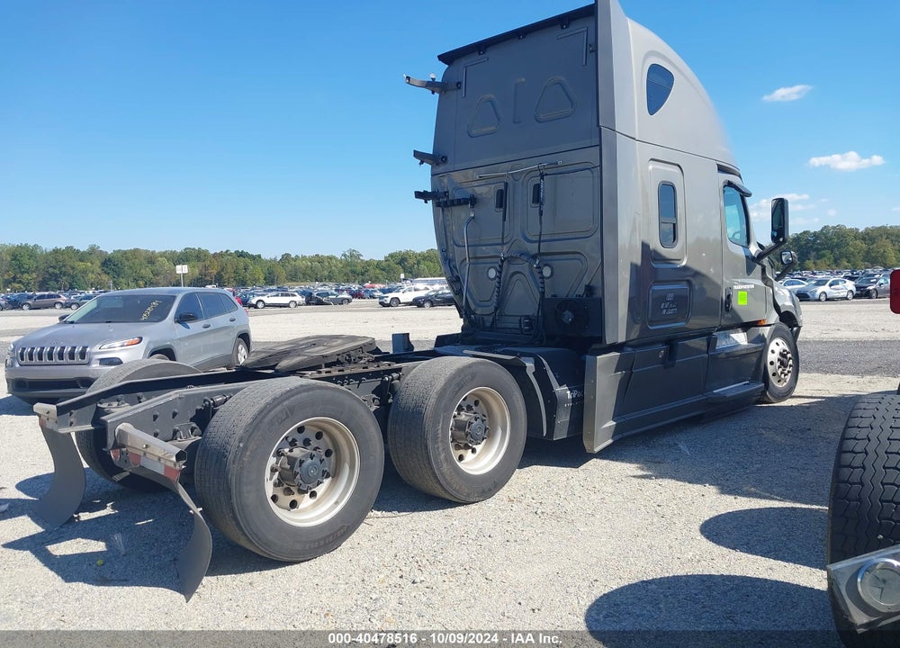 2020 FREIGHTLINER NEW CASCADIA 126 VIN: 3AKJHHDRXLSLK0771