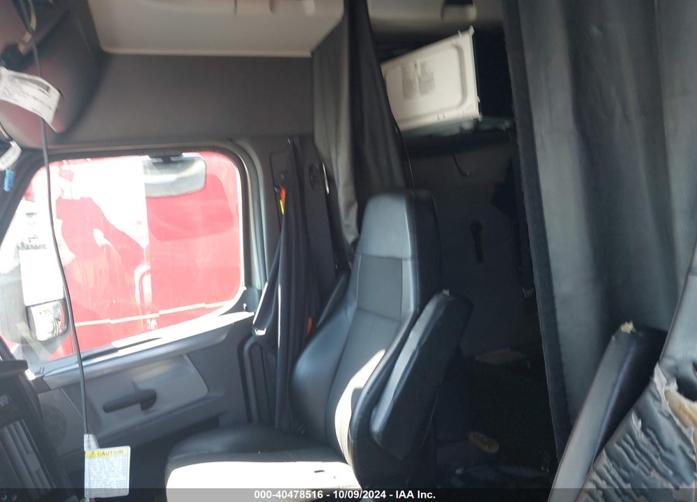 2020 FREIGHTLINER NEW CASCADIA 126 VIN: 3AKJHHDRXLSLK0771