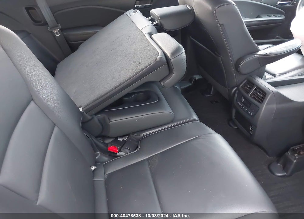 2022 HONDA PILOT AWD SPECIAL EDITION VIN: 5FNYF6H26NB082058