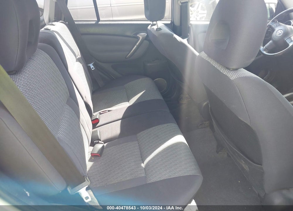 2004 TOYOTA RAV4 VIN: JTEHD20V640024514
