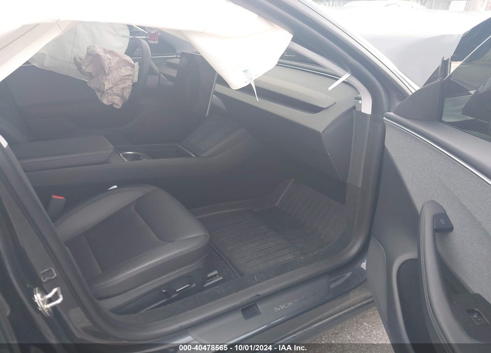 2024 TESLA MODEL 3 REAR-WHEEL DRIVE VIN: 5YJ3E1EA4RF717652