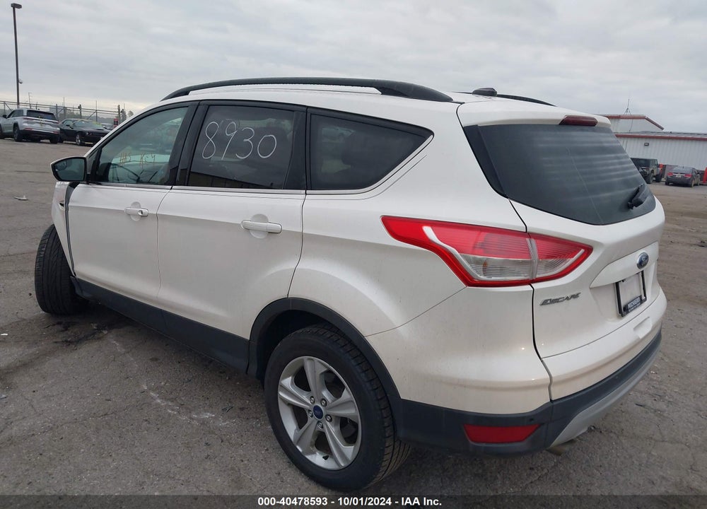 2016 FORD ESCAPE VIN: 1FMCU0GX5GUC08930