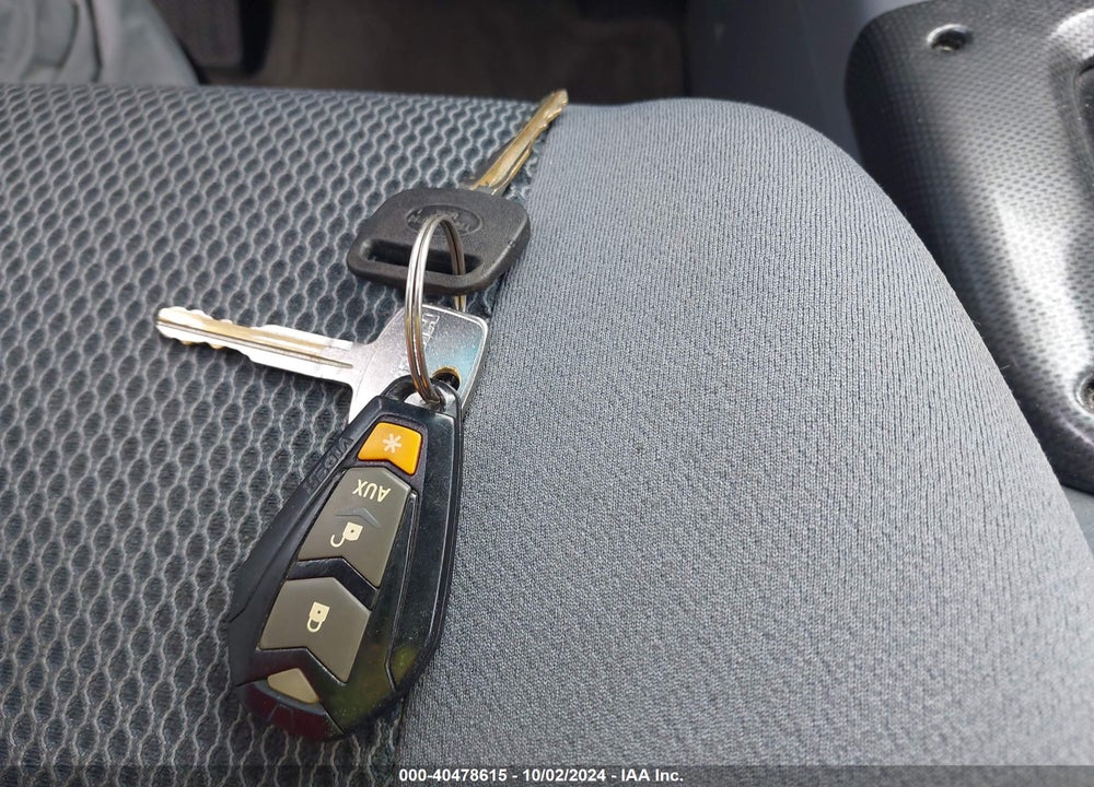 2003 TOYOTA RAV4 VIN: JTEHH20V430247539