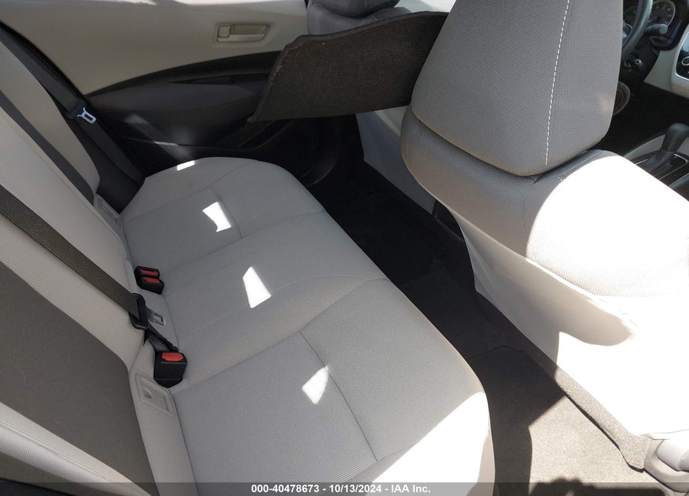 2022 TOYOTA COROLLA LE VIN: 5YFEPMAE2NP303460