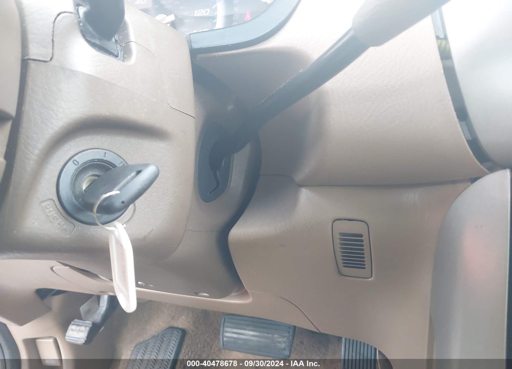2008 HONDA PILOT VP VIN: 5FNYF182X8B036921