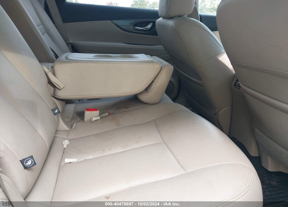 2016 NISSAN ROGUE SL VIN: 5N1AT2MV7GC800005