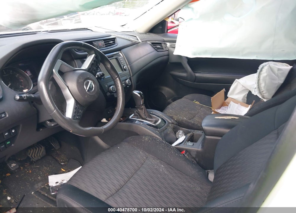 2018 NISSAN ROGUE SV VIN: 5N1AT2MT4JC741730