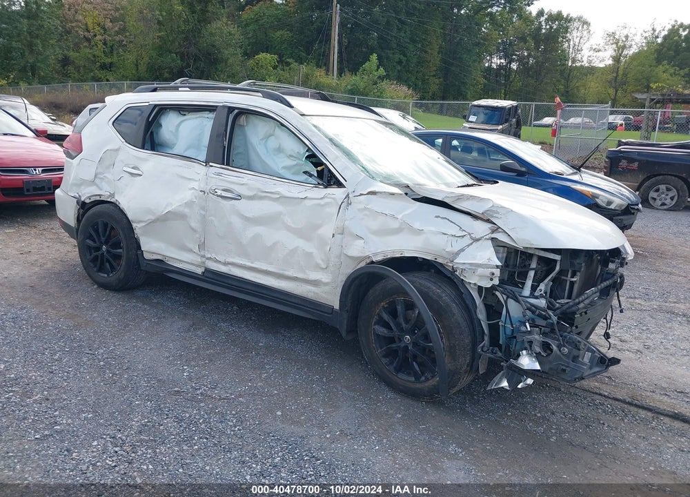 2018 NISSAN ROGUE SV VIN: 5N1AT2MT4JC741730