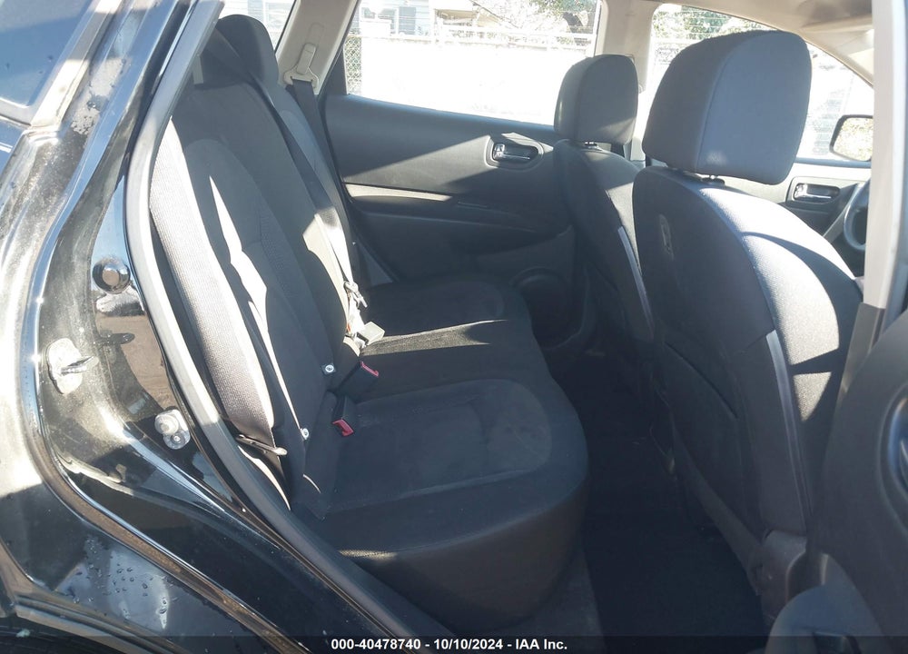 2014 NISSAN ROGUE SELECT S VIN: JN8AS5MV1EW705285
