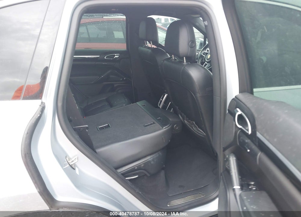 2016 PORSCHE CAYENNE VIN: WP1AA2A26GLA10293
