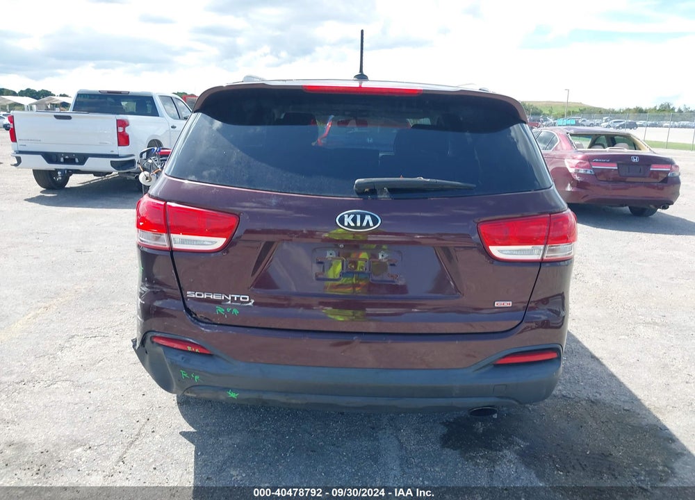 2016 KIA SORENTO 2.4L LX VIN: 5XYPG4A30GG127653
