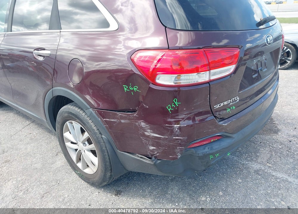 2016 KIA SORENTO 2.4L LX VIN: 5XYPG4A30GG127653