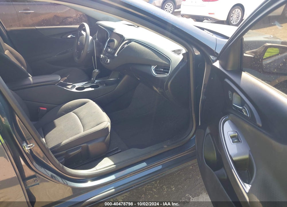 2019 CHEVROLET MALIBU LT VIN: 1G1ZD5ST1KF128627