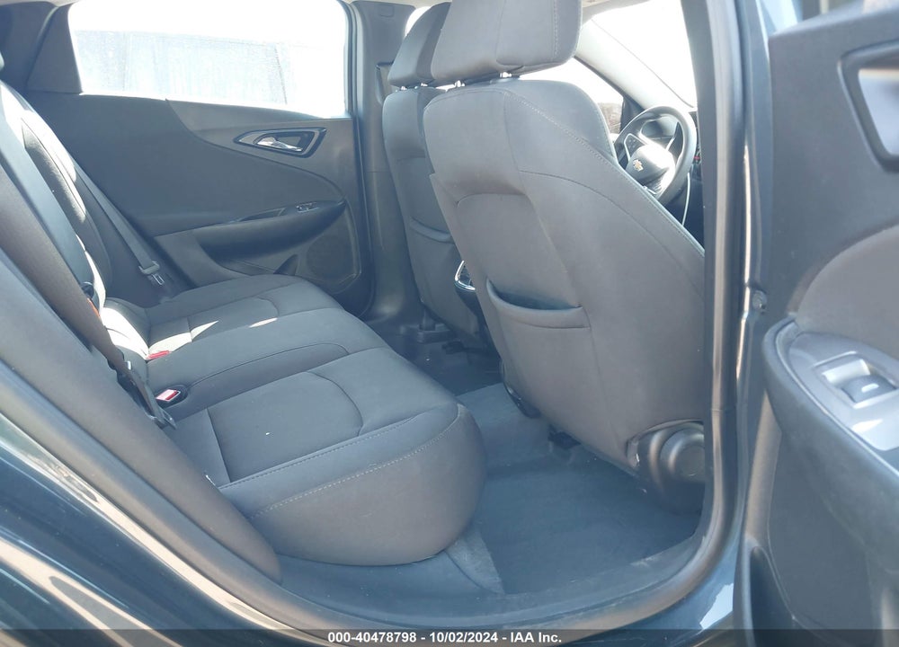 2019 CHEVROLET MALIBU LT VIN: 1G1ZD5ST1KF128627