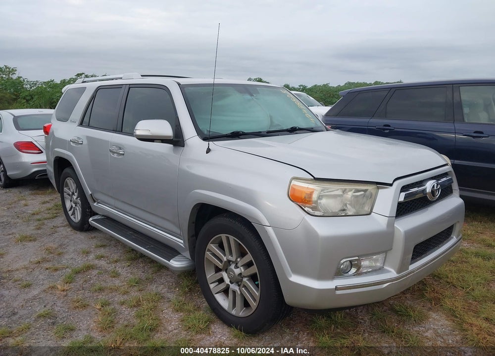 2013 TOYOTA 4RUNNER LIMITED VIN: JTEZU5JR5D5059958