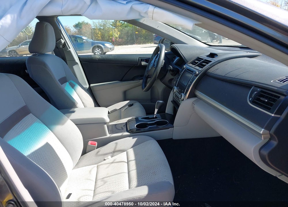 2014 TOYOTA CAMRY LE VIN: 4T4BF1FK9ER428415