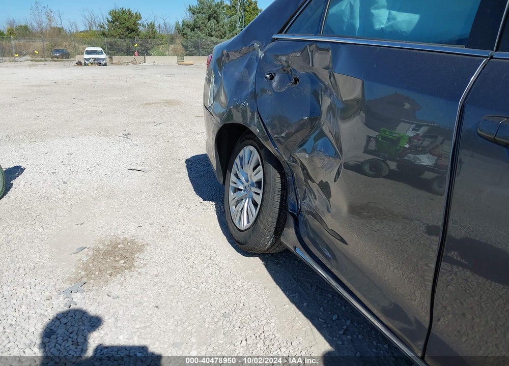 2014 TOYOTA CAMRY LE VIN: 4T4BF1FK9ER428415
