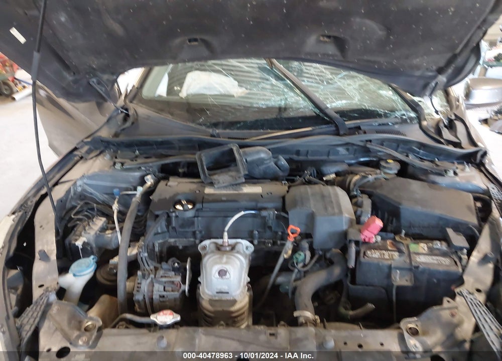 2013 HONDA ACCORD EX VIN: 1HGCR2F72DA137381