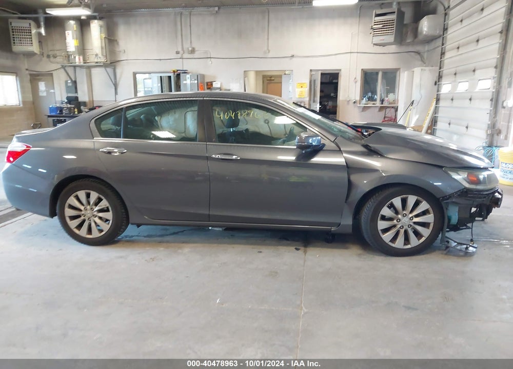 2013 HONDA ACCORD EX VIN: 1HGCR2F72DA137381